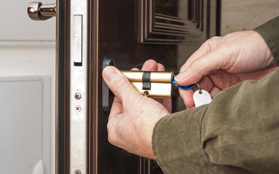 changer serrure porte blindée hlm Choisy-le-Roi