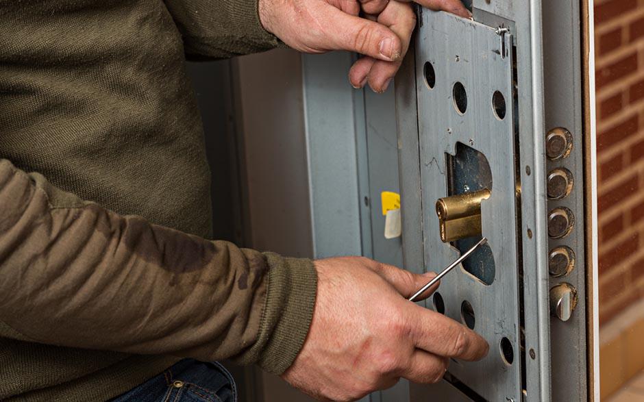 changer serrure porte blindée hlm Choisy-le-Roi
